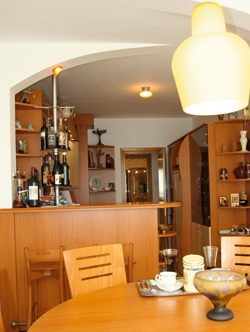 bar