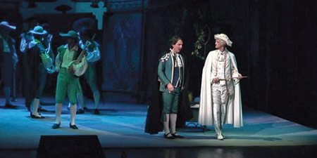 Bogdan Mihai, tenor