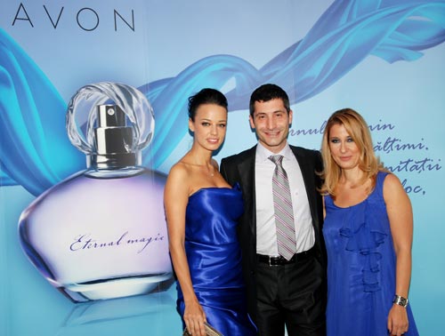 Andreea Raicu si Avon