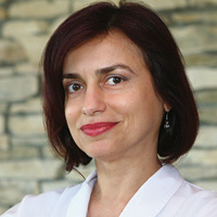 Dr. Mihaela Cucu