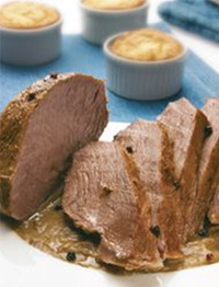 Friptura, carne de vita, budinca Yorkshire