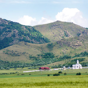 Muntii Macinului