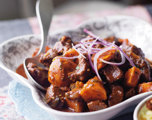Tocana, legume, carne, vita