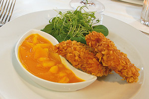 Branza tofu in crusta, cu chutney