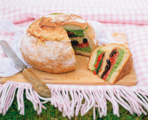 Sandvisuri in stil mediteranean