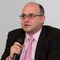 dr. Daniel Popescu