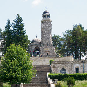 Monumentul eroilor, Mateias