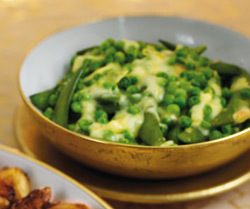 Mazare si fasole verde, cu topping de branza