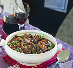 Boeuf bourguignon cu ciuperci