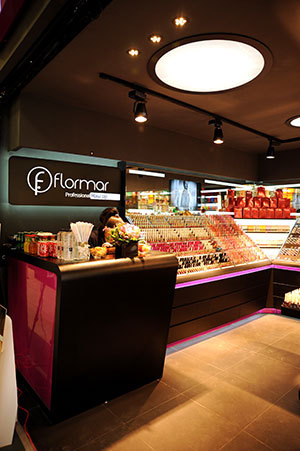 Primul magazin Flormar din Romania