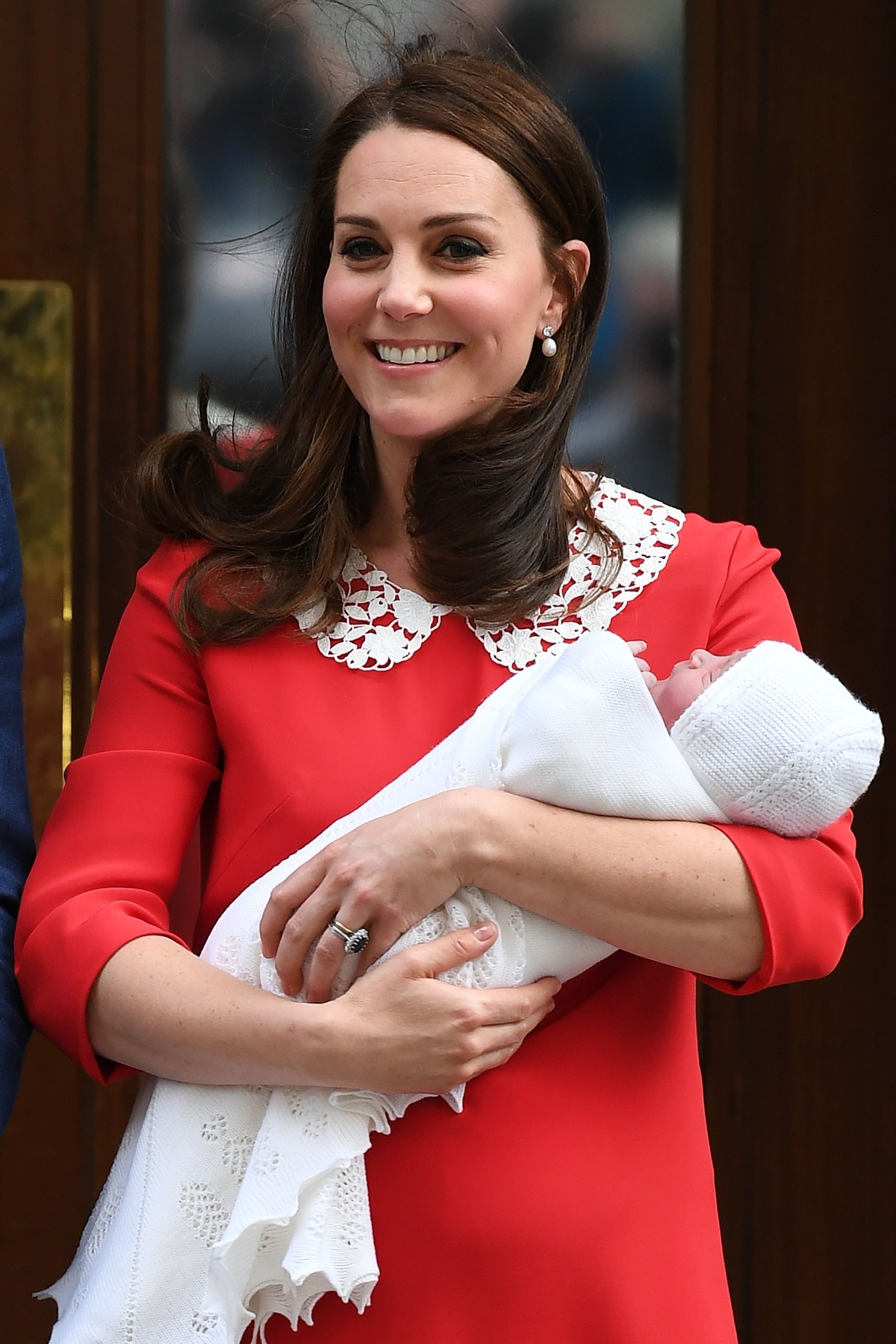 Primele Imagini Cu Kate Middleton și Bebelușul Regal Vedete